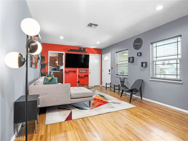223 E Alru, Rialto, California 92376