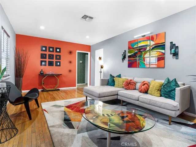 223 E Alru, Rialto, California 92376