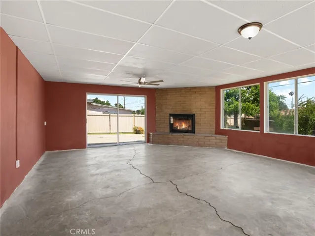 223 E Alru, Rialto, California 92376
