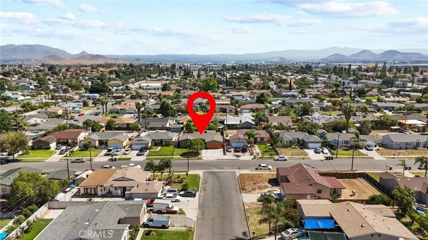223 E Alru, Rialto, California 92376