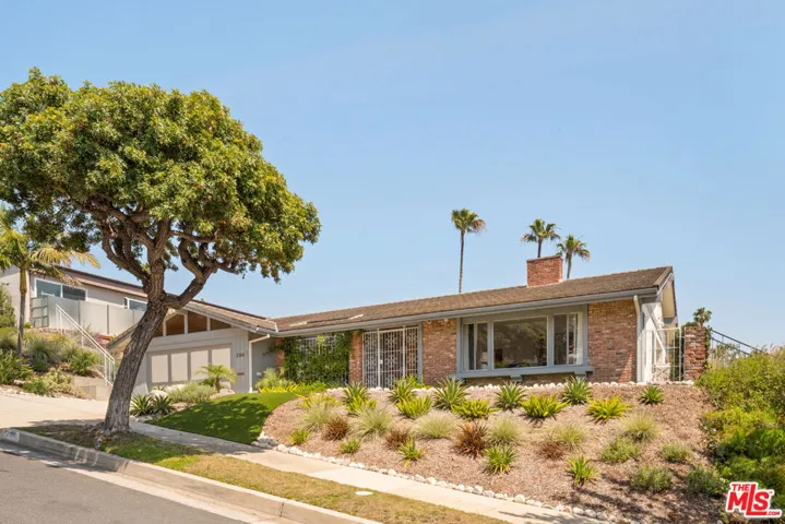 2160 Winona Boulevard, Los Angeles, California 90027