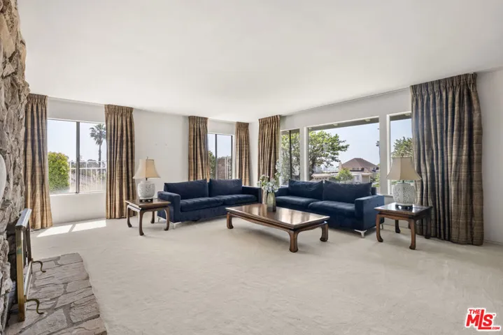 2160 Winona Boulevard, Los Angeles, California 90027
