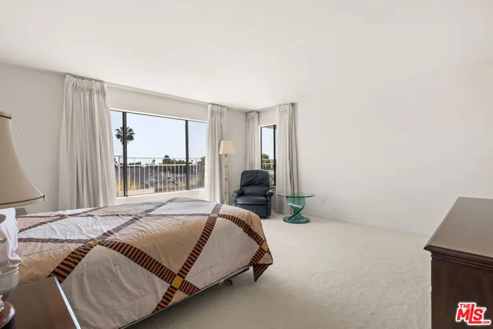 2160 Winona Boulevard, Los Angeles, California 90027