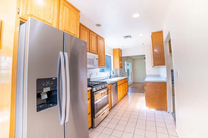 13426 4th, Yucaipa, California 92399