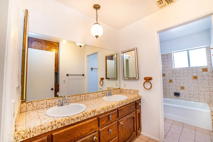 13426 4th, Yucaipa, California 92399