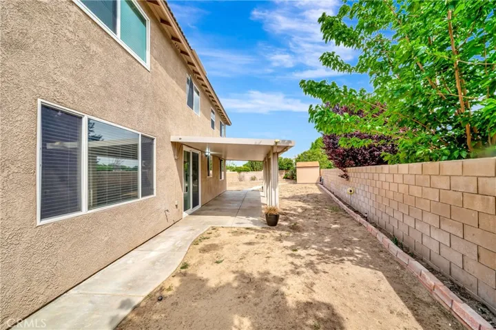 1222 W Avenue H7, Lancaster, California 93534