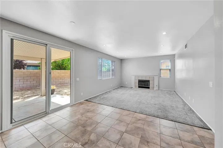 1222 W Avenue H7, Lancaster, California 93534