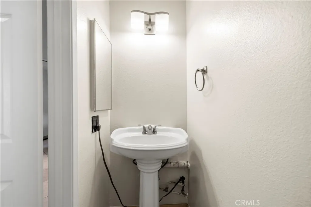 1st Floor bathroom