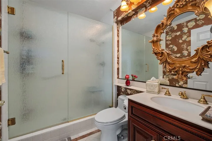 Main Floor Bathroom