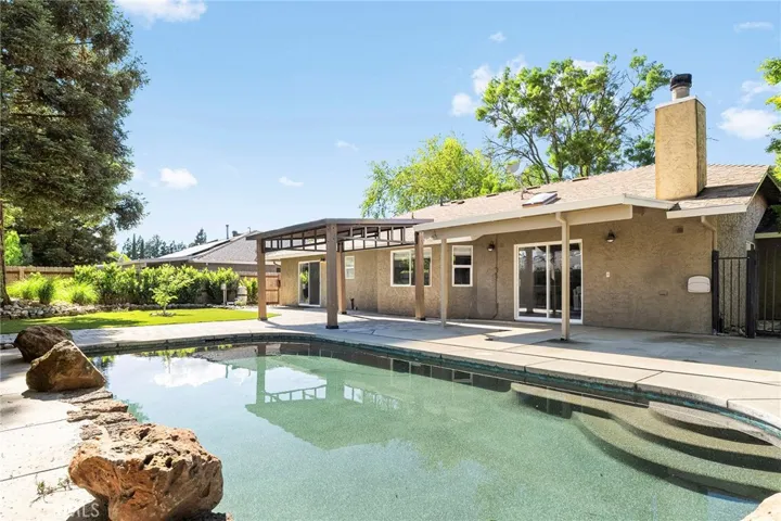 369 Silver Lake, Chico, California 95973