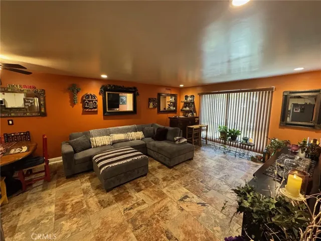 1434 Highland 13, Duarte, California 91010