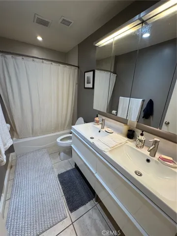 1434 Highland 13, Duarte, California 91010