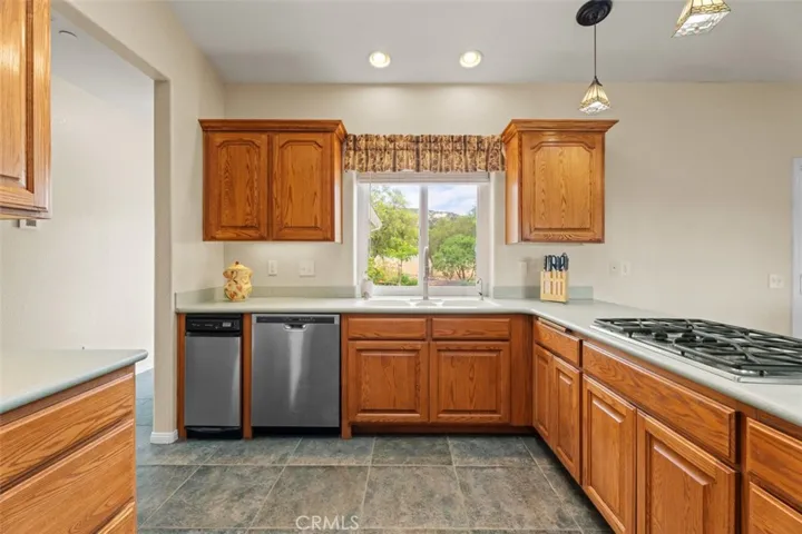 820 Santa Fe Highlands Dr, Ramona, California 92065