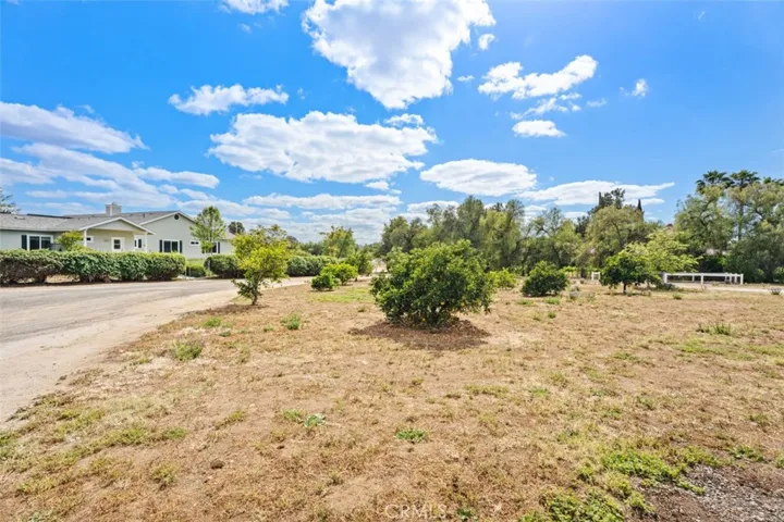 820 Santa Fe Highlands Dr, Ramona, California 92065