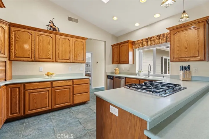 820 Santa Fe Highlands Dr, Ramona, California 92065