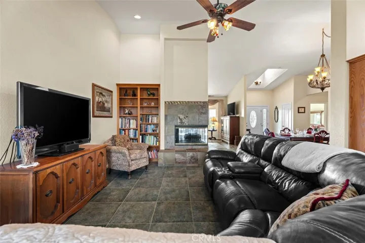 820 Santa Fe Highlands Dr, Ramona, California 92065