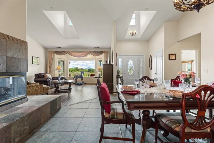 820 Santa Fe Highlands Dr, Ramona, California 92065