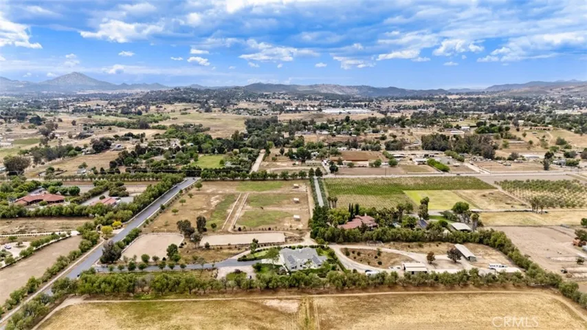 820 Santa Fe Highlands Dr, Ramona, California 92065