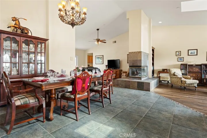 820 Santa Fe Highlands Dr, Ramona, California 92065
