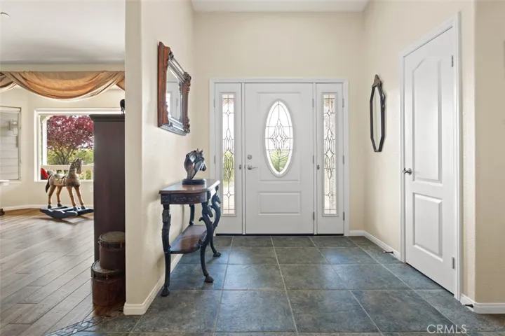 820 Santa Fe Highlands Dr, Ramona, California 92065