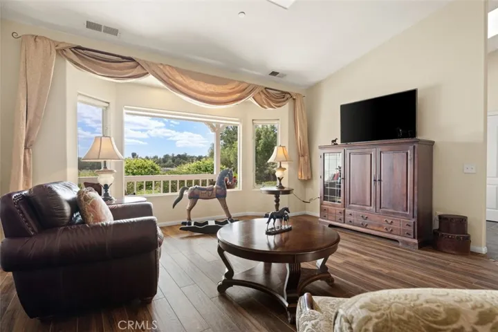 820 Santa Fe Highlands Dr, Ramona, California 92065