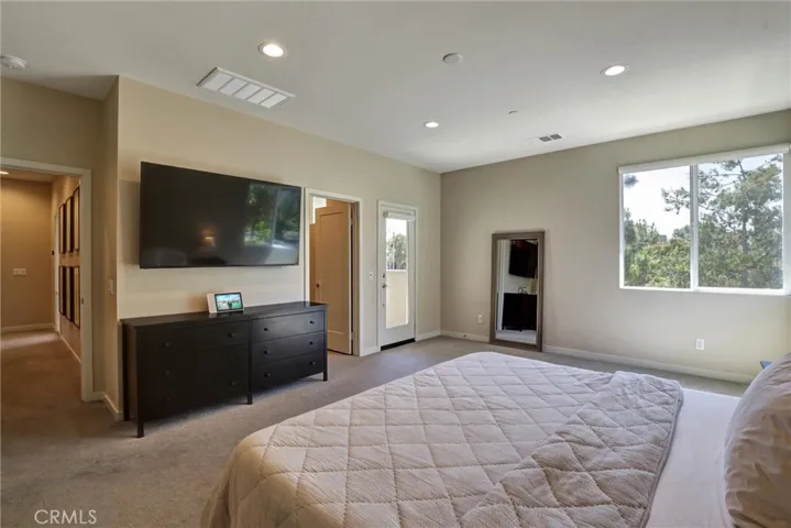 176 Novel, Irvine, California 92618
