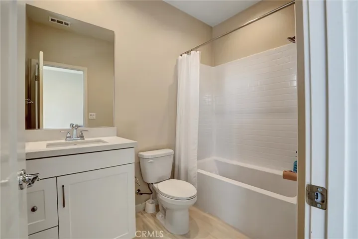 176 Novel, Irvine, California 92618