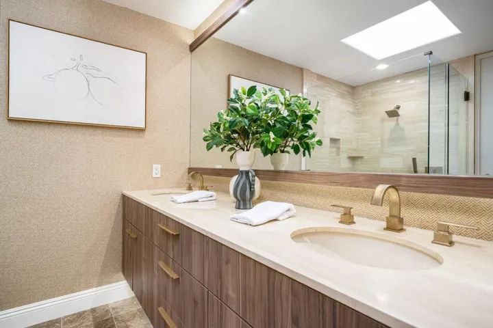 Guest bedroom #3 ensuite