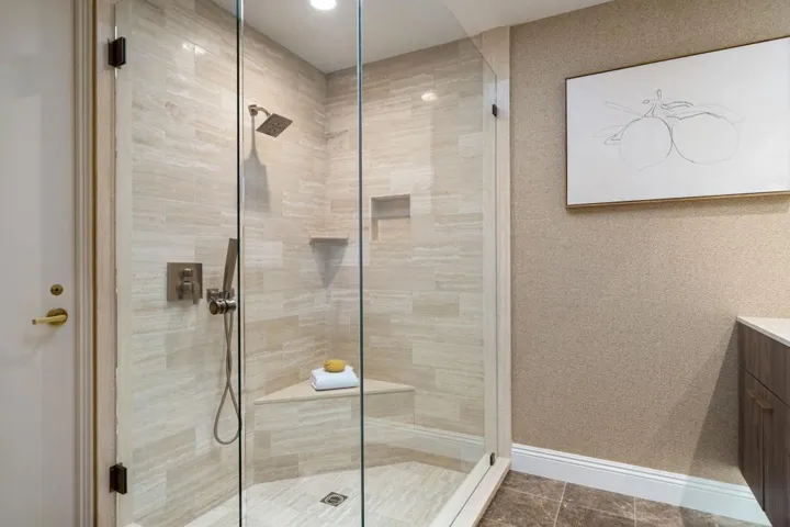 Guest bedroom #3 ensuite