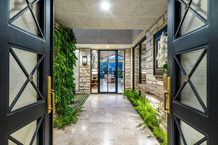 Front entry into courtyard