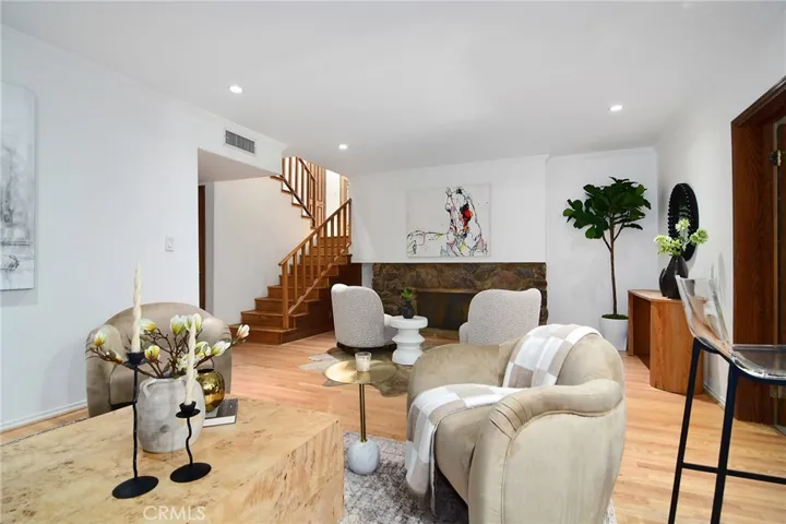 22548 Waterbury Street, Woodland Hills, California 91364
