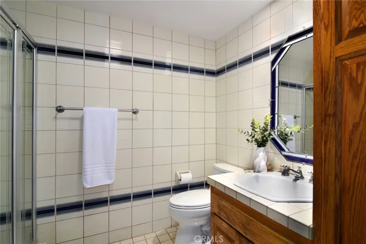 22548 Waterbury Street, Woodland Hills, California 91364