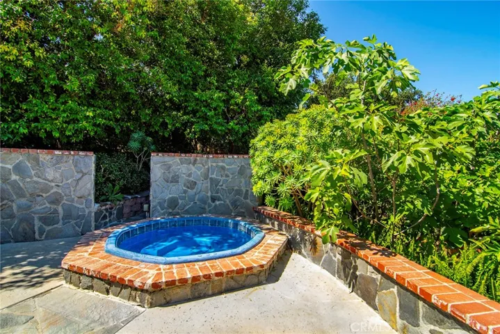 22548 Waterbury Street, Woodland Hills, California 91364