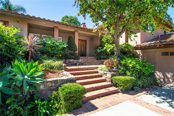 22548 Waterbury Street, Woodland Hills, California 91364