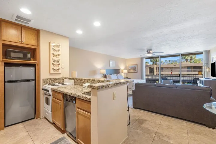 6. 27-web-or-mls-8M4A7626