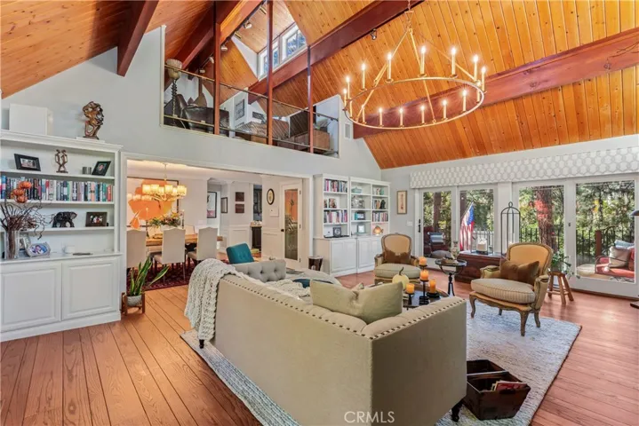 Main level living room