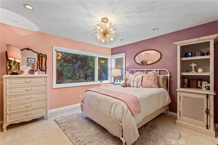Main level guest bedroom