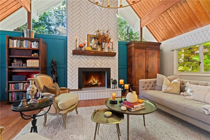 Main level living room