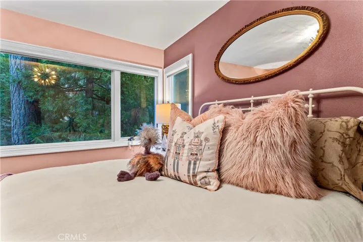 Main level guest bedroom