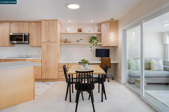 1909 Skycrest Dr 5, Walnut Creek, California 94595
