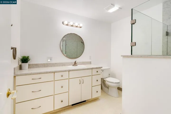 1909 Skycrest Dr 5, Walnut Creek, California 94595