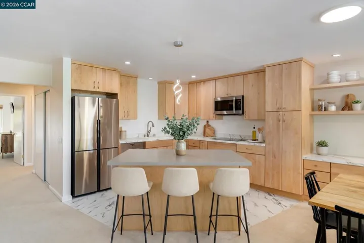1909 Skycrest Dr 5, Walnut Creek, California 94595