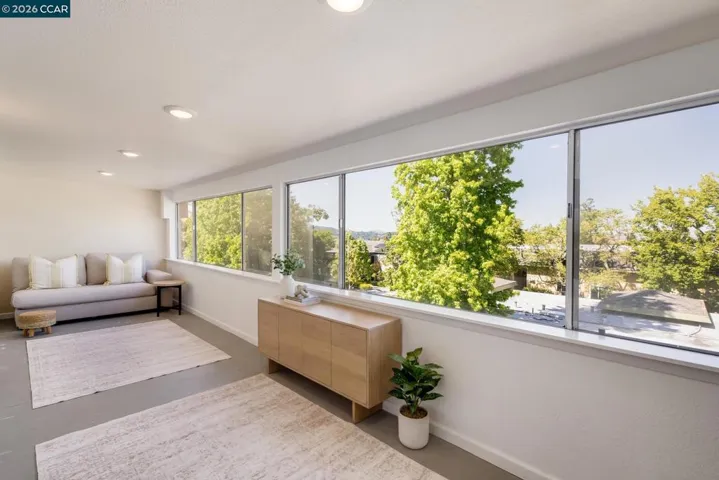 1909 Skycrest Dr 5, Walnut Creek, California 94595