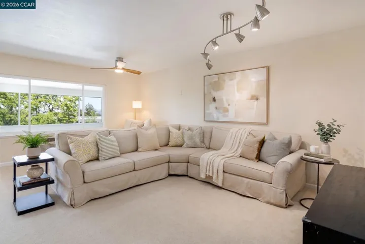 1909 Skycrest Dr 5, Walnut Creek, California 94595