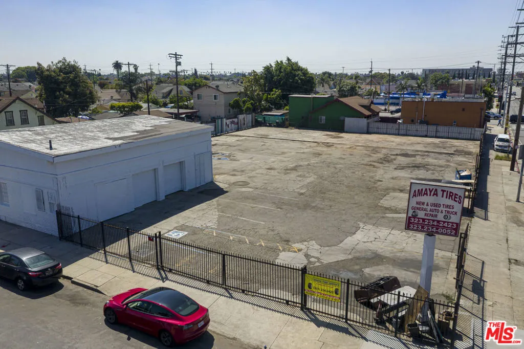 110 E 62nd Street, Los Angeles, California 90003 — photo 5