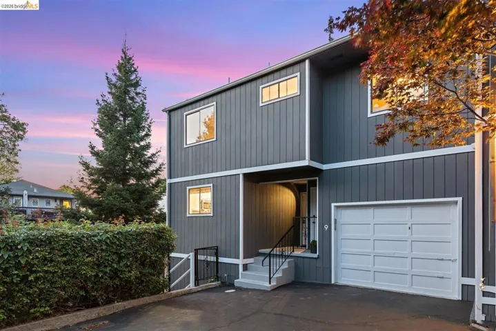 view of front facade with an attached garage