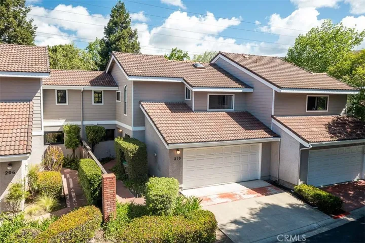 210 Via San Blas, San Luis Obispo, California 93401