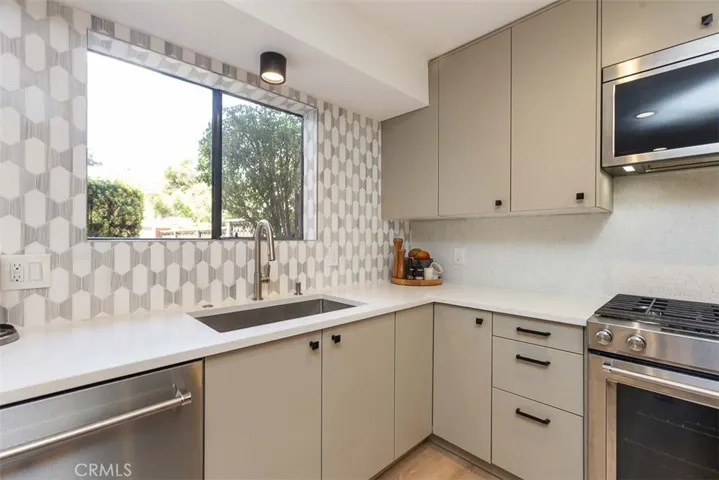 210 Via San Blas, San Luis Obispo, California 93401