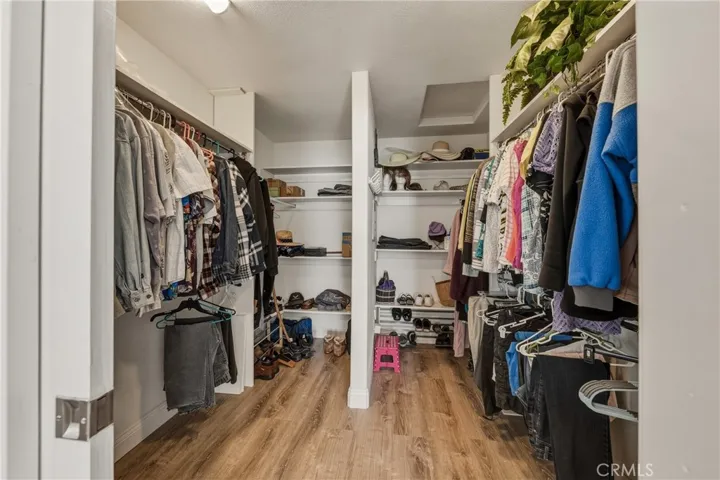 Walk in Closet