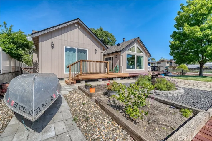 3790 Lakeshore, Lakeport, California 95453